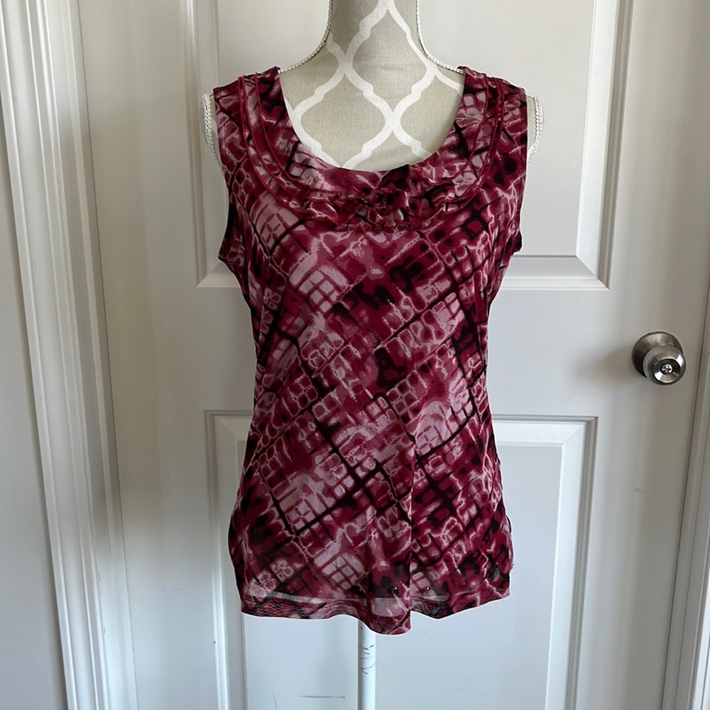 Reitmans sheer ruffle top size medium